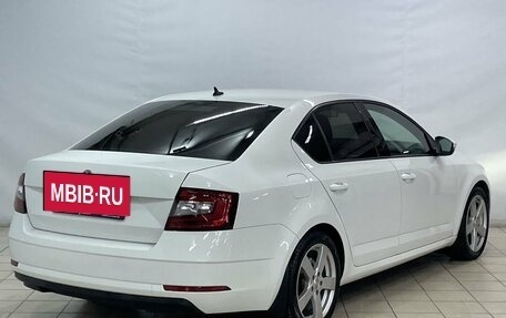 Skoda Octavia, 2017 год, 1 850 000 рублей, 4 фотография