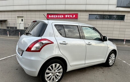 Suzuki Swift IV, 2011 год, 886 000 рублей, 11 фотография