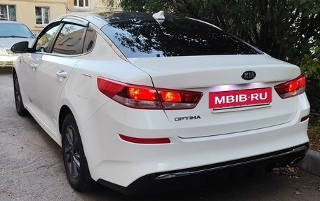 KIA Optima IV, 2020 год, 2 100 000 рублей, 2 фотография