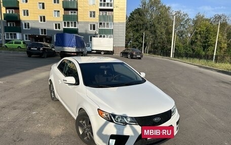 KIA Cerato III, 2010 год, 950 000 рублей, 2 фотография