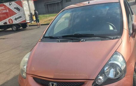 Honda Jazz I рестайлинг, 2005 год, 570 000 рублей, 1 фотография