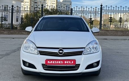 Opel Astra H, 2010 год, 650 000 рублей, 3 фотография