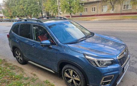 Subaru Forester, 2018 год, 2 950 000 рублей, 2 фотография