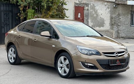 Opel Astra J, 2012 год, 1 137 000 рублей, 9 фотография