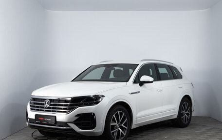 Volkswagen Touareg III, 2018 год, 4 370 000 рублей, 1 фотография