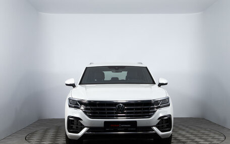 Volkswagen Touareg III, 2018 год, 4 370 000 рублей, 2 фотография