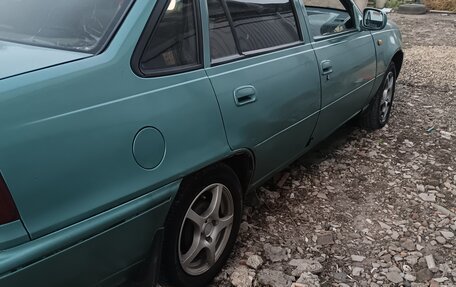 Daewoo Nexia I рестайлинг, 1997 год, 150 000 рублей, 2 фотография