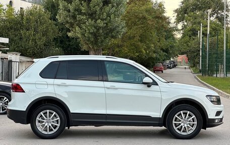 Volkswagen Tiguan II, 2019 год, 3 297 000 рублей, 12 фотография