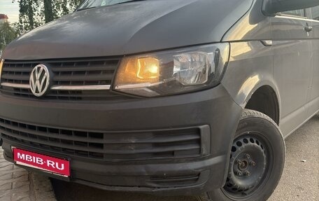 Volkswagen Caravelle T6 рестайлинг, 2018 год, 2 222 222 рублей, 1 фотография