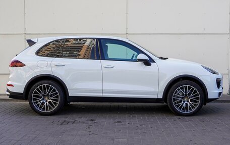 Porsche Cayenne III, 2016 год, 4 350 000 рублей, 5 фотография