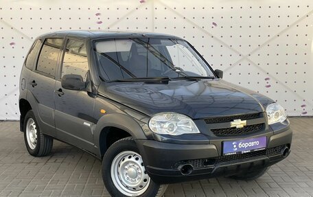 Chevrolet Niva I рестайлинг, 2010 год, 540 000 рублей, 2 фотография