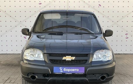 Chevrolet Niva I рестайлинг, 2010 год, 540 000 рублей, 3 фотография