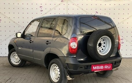 Chevrolet Niva I рестайлинг, 2010 год, 540 000 рублей, 5 фотография