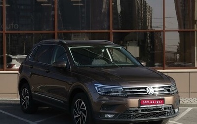 Volkswagen Tiguan II, 2018 год, 2 399 000 рублей, 1 фотография