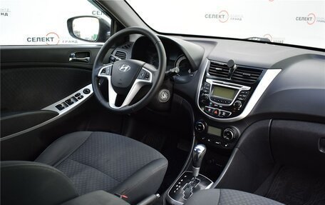 Hyundai Solaris II рестайлинг, 2012 год, 1 050 000 рублей, 5 фотография