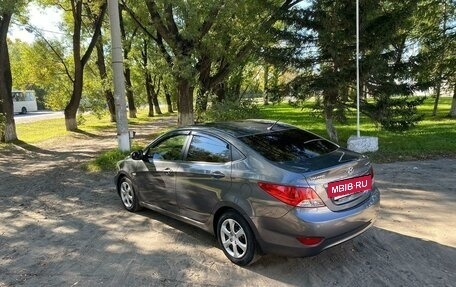 Hyundai Solaris II рестайлинг, 2012 год, 1 320 000 рублей, 16 фотография