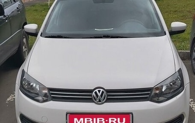 Volkswagen Polo VI (EU Market), 2012 год, 700 000 рублей, 1 фотография