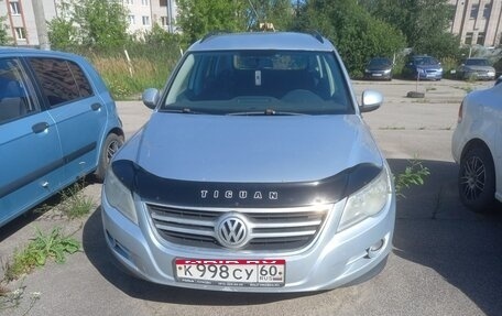 Volkswagen Tiguan I, 2010 год, 850 000 рублей, 1 фотография