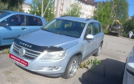 Volkswagen Tiguan I, 2010 год, 850 000 рублей, 3 фотография