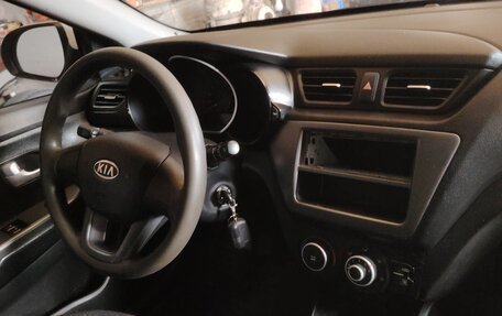 KIA Rio III рестайлинг, 2012 год, 590 000 рублей, 5 фотография