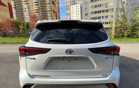 Toyota Highlander, 2024 год, 6 400 000 рублей, 6 фотография