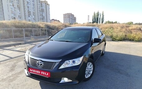 Toyota Camry, 2012 год, 1 830 000 рублей, 5 фотография