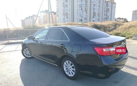 Toyota Camry, 2012 год, 1 830 000 рублей, 10 фотография