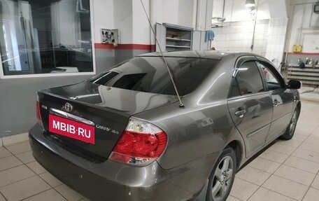 Toyota Camry V40, 2005 год, 899 000 рублей, 3 фотография