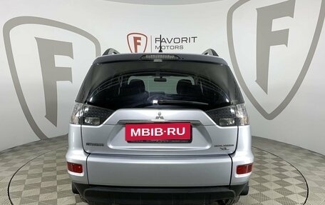 Mitsubishi Outlander III рестайлинг 3, 2011 год, 1 080 000 рублей, 3 фотография