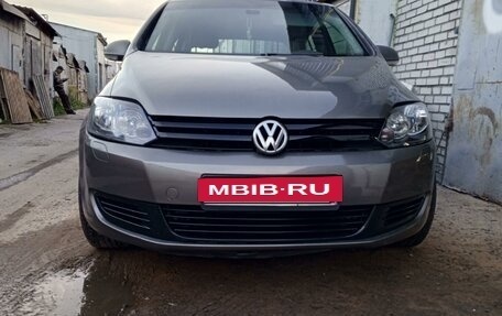 Volkswagen Golf Plus II, 2011 год, 900 000 рублей, 6 фотография