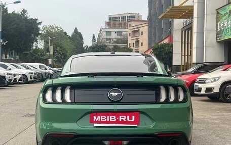 Ford Mustang VI рестайлинг, 2018 год, 2 400 800 рублей, 7 фотография