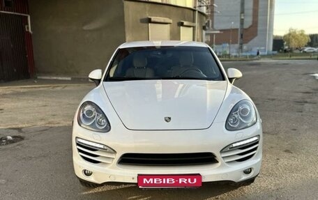 Porsche Cayenne III, 2013 год, 2 590 000 рублей, 2 фотография