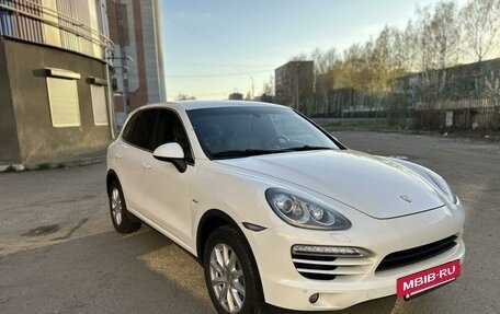 Porsche Cayenne III, 2013 год, 2 590 000 рублей, 3 фотография