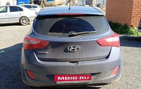 Hyundai i30 II рестайлинг, 2012 год, 850 000 рублей, 16 фотография