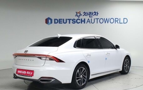 Hyundai Grandeur, 2020 год, 2 500 000 рублей, 2 фотография