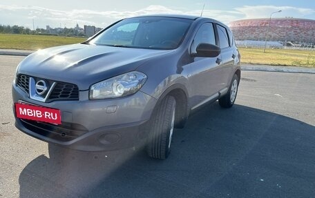 Nissan Qashqai, 2010 год, 950 000 рублей, 2 фотография