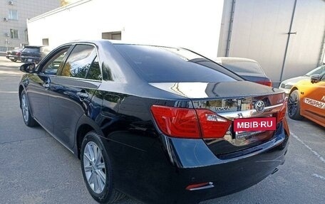 Toyota Camry, 2014 год, 1 927 000 рублей, 6 фотография