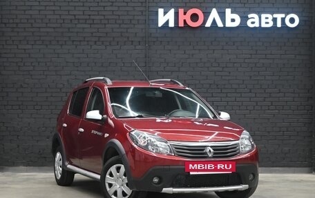 Renault Sandero I, 2014 год, 880 000 рублей, 4 фотография