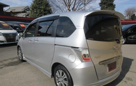 Honda Freed I, 2013 год, 860 000 рублей, 7 фотография