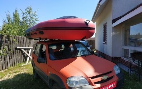 Chevrolet Niva I рестайлинг, 2005 год, 120 000 рублей, 7 фотография