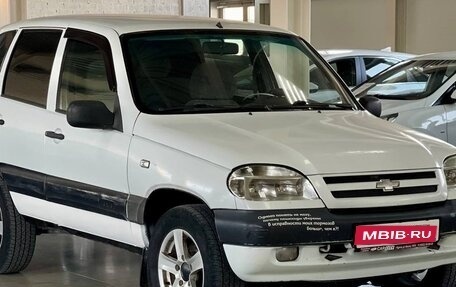 Chevrolet Niva I рестайлинг, 2003 год, 280 000 рублей, 1 фотография