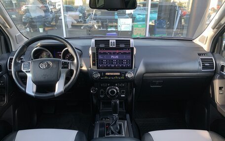 Toyota Land Cruiser Prado 150 рестайлинг 2, 2013 год, 3 853 000 рублей, 7 фотография