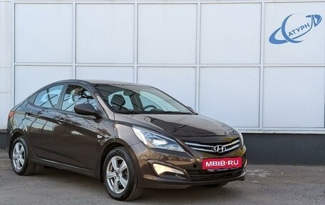 Hyundai Solaris II рестайлинг, 2016 год, 1 050 000 рублей, 4 фотография