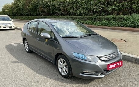 Honda Insight II рестайлинг, 2010 год, 930 000 рублей, 2 фотография