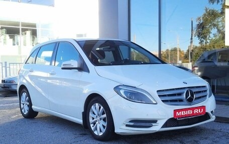 Mercedes-Benz B-Класс, 2014 год, 1 310 000 рублей, 3 фотография