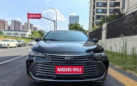 Toyota Avalon, 2019 год, 2 530 000 рублей, 2 фотография