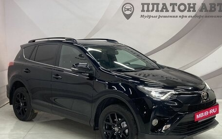 Toyota RAV4, 2019 год, 2 550 000 рублей, 3 фотография