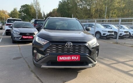 Toyota RAV4, 2019 год, 2 835 000 рублей, 1 фотография