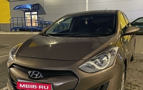 Hyundai i30 II рестайлинг, 2014 год, 1 060 000 рублей, 4 фотография