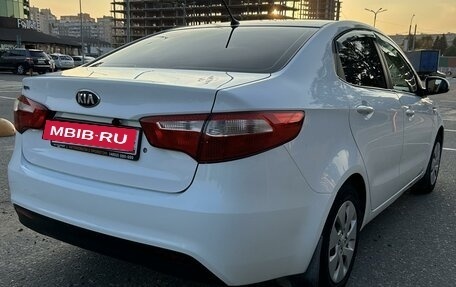 KIA Rio III рестайлинг, 2013 год, 1 049 000 рублей, 5 фотография